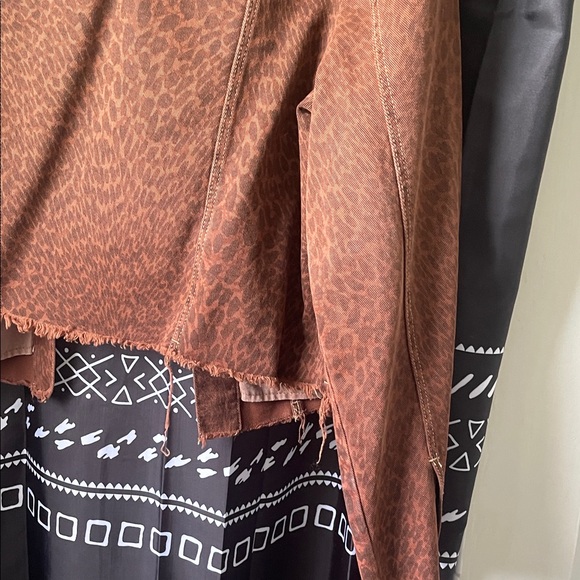 LIVERPOOL Leopard Print Jacket - Picture 7 of 8